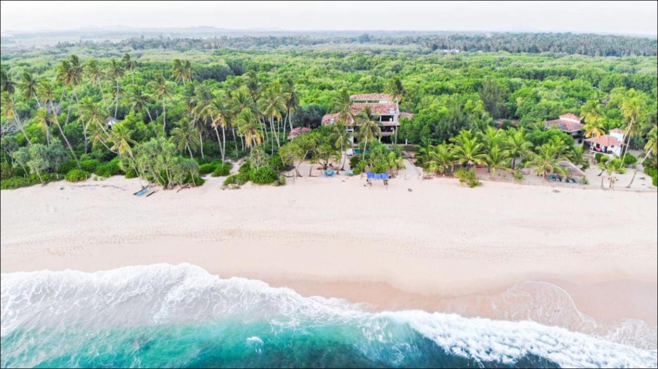 Serein Beach Hotel Тангалле Екстер'єр фото